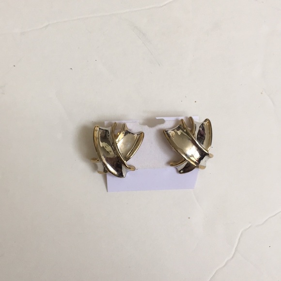 Two tone clip on earrings - Picture 1 of 3